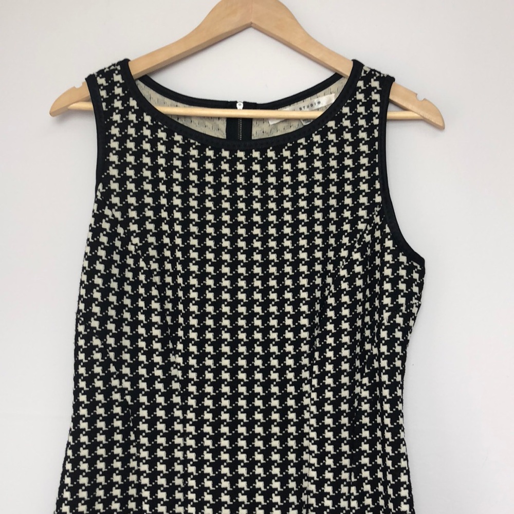 Max Studio Size Medium Houndstooth Print Dress - image 2